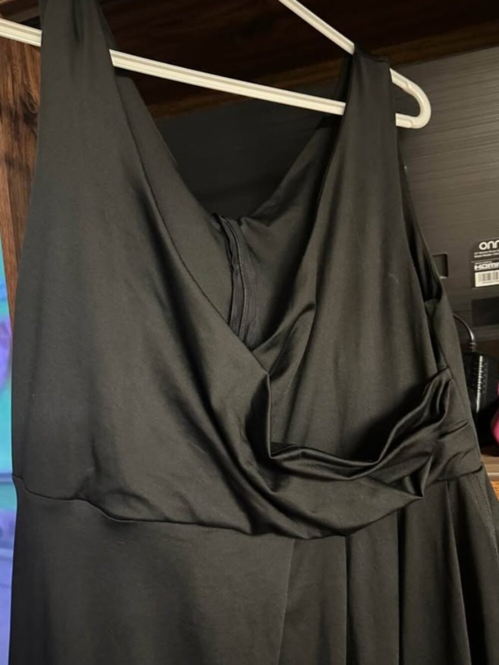 Ladies Elegant black sleeveless dress